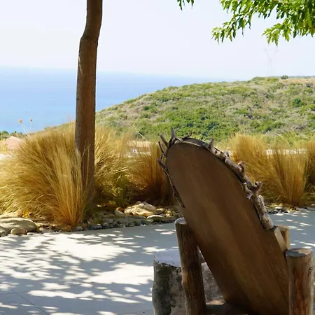 Spathes Kefalonia, Romantic Private Escape With Infinity Pool & Sea Views Willa *