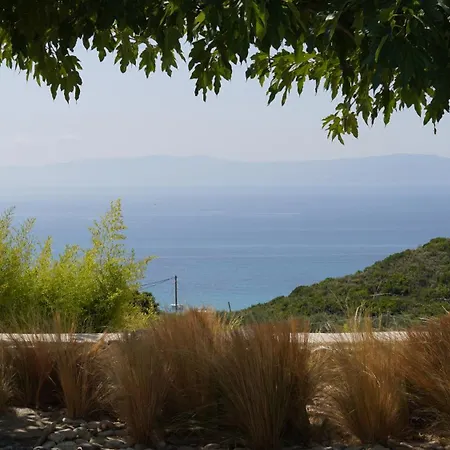 빌라 Spathes Kefalonia, Romantic Private Escape With Infinity Pool & Sea Views *