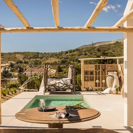 Spathes Kefalonia, Romantic Private Escape With Infinity Pool & Sea Views Villa